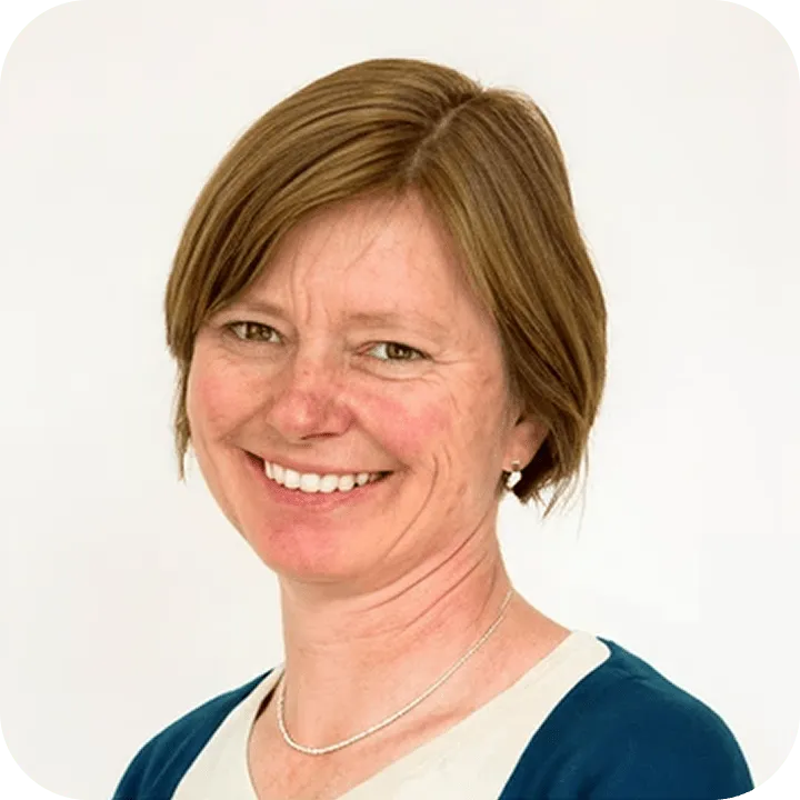 Dr. Joanna Durbin headshot